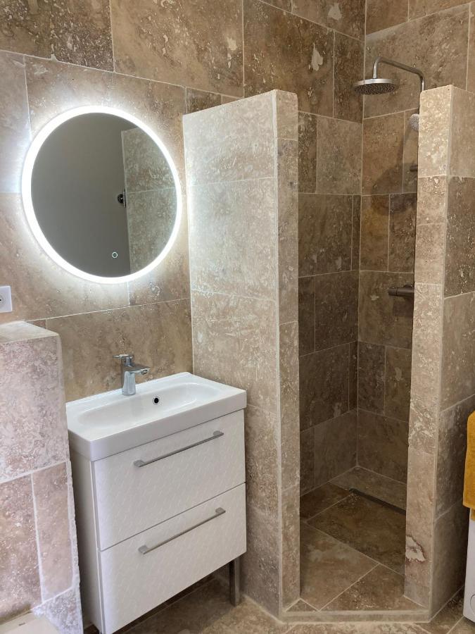 Charmant Studio Dans Villa - Parking - Jardin La Seyne-sur-Mer Eksteriør billede